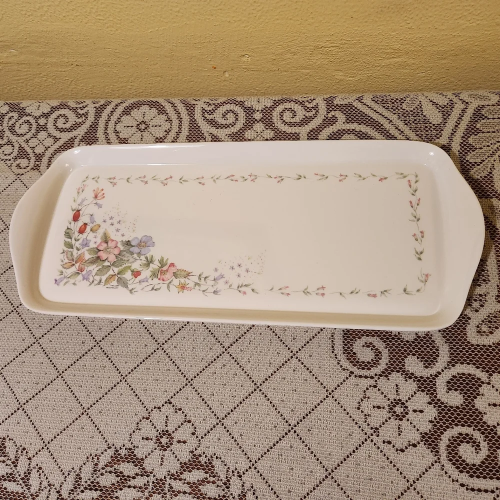 Vintage Melamine Floral Tray